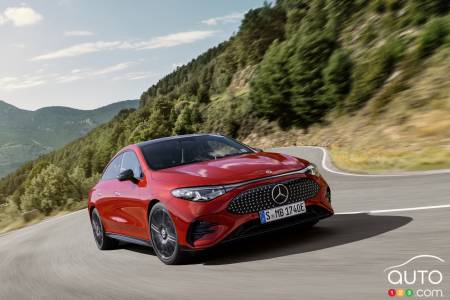 Mercedes-Benz Boosts Production of electric CLA