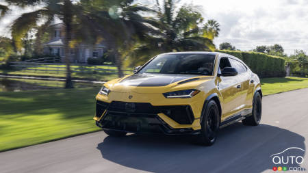The Next Lamborghini Urus Will Be Plug-in Hybrid, Not All-Electric