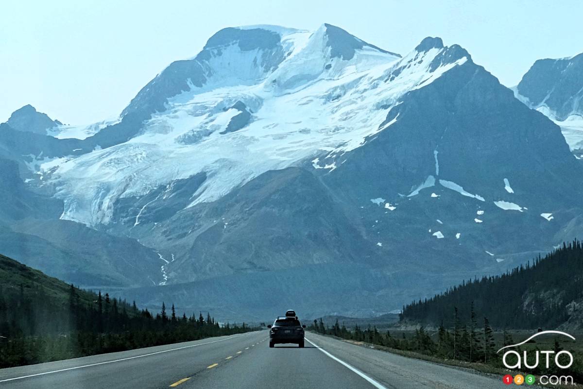 Canadians Sticking to Canada for Summer Vacations - Study