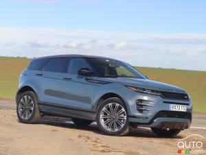 Jaguar Land Rover Recalls 21,000 Evoques for Airbag Issue