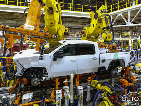 GM Plans More Pauses at Mexican Pickup Truck Plant