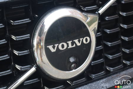Volvo Issues Recall, Warns of Brake Problem in its EVs and PHEVs