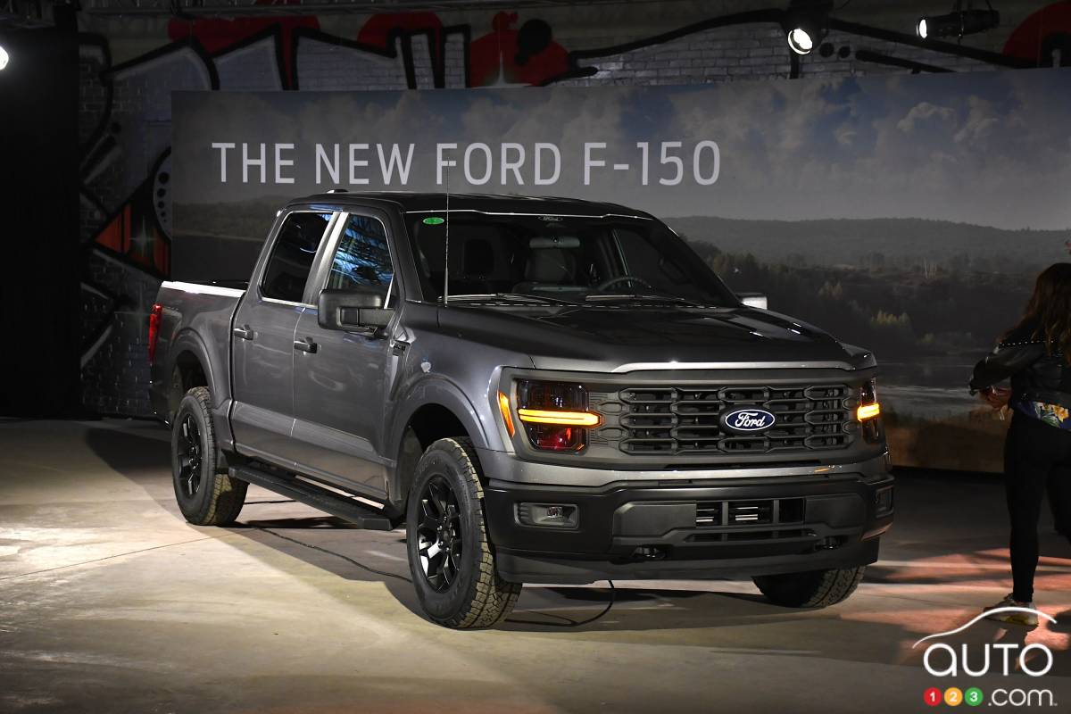 Ford Recalls 103,000 F-150s in U.S. Over Axle Bolt Problem