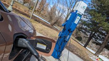 EV Sales Continue to Fall in Canada Since End of Federal EV Incentives
