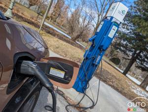 EV Sales Continue to Fall in Canada Since End of Federal EV Incentives