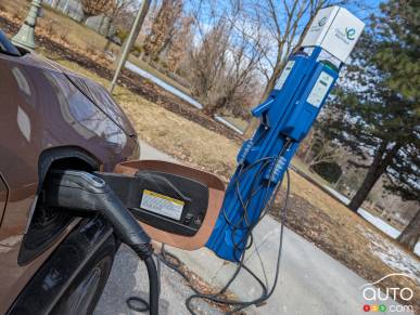 Les ventes de véhicules électriques chutent au Canada depuis la fin des rabais fédéraux