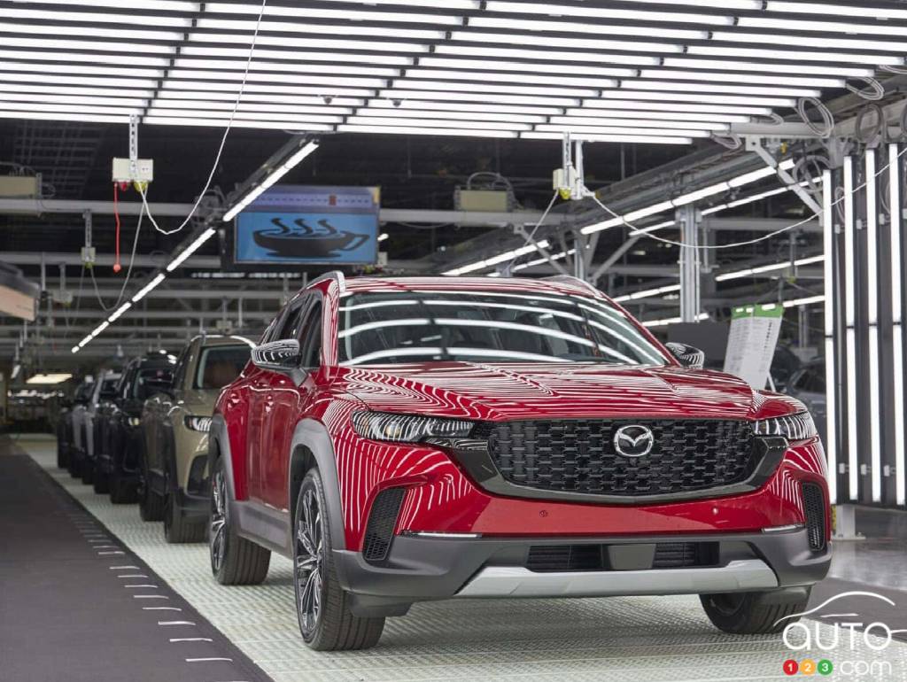 Dans une usine de Mazda au Mexique