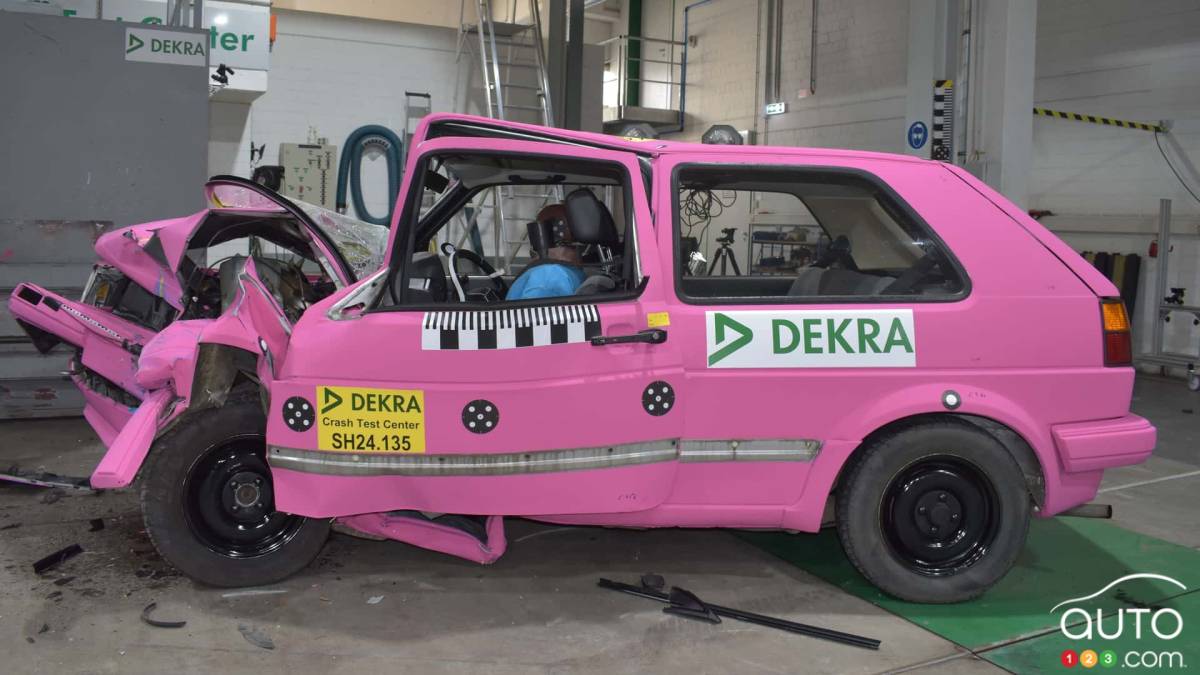 A 1989 Volkswagen Golf Was Subjected to a 2025 Crash Test – It Wasn’t Pretty