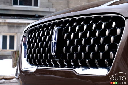 Jim Farley Sees Entry-Level Electric SUV in Lincoln’s Future