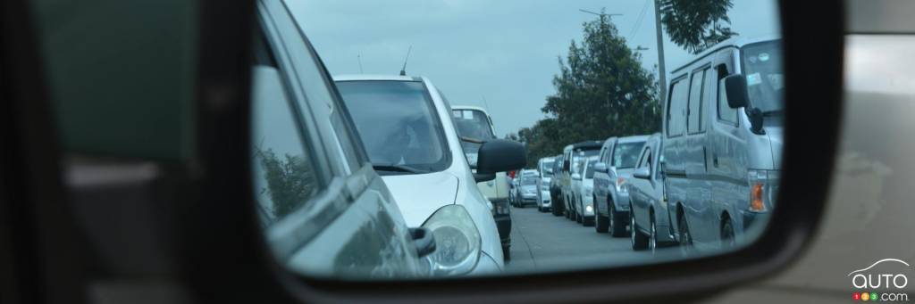 As More Canadians Return to the Office, Traffic Congestion Builds