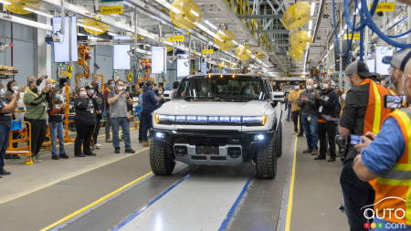 Pause dans la production des GMC Hummer EV et Cadillac Escalade IQ