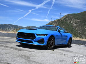 Ford Recalls 115,000 Mustangs Over Headlight, Taillight Problem