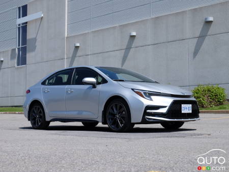 Toyota Corolla 2026 : un prix de départ de 24 520 $ au Canada