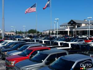 U.S. Auto Loan Crisis Deepens as Defaults, Repossessions Spike