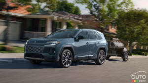 Toyota RAV4 2026 : à partir de 37 500 $ au Canada pour le VUS renouvelé