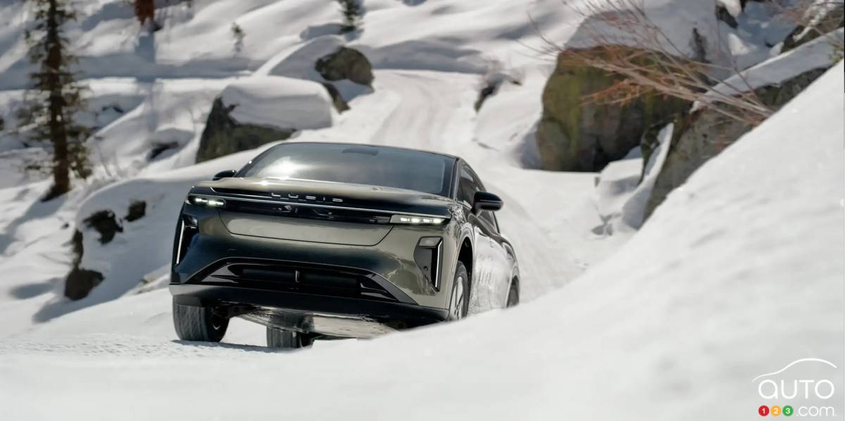 How Much Range Do EVs Lose in Extreme Cold? About What You’d Think (A Lot)