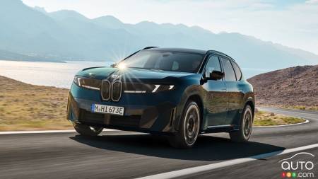 Le BMW iX3 M60 xDrive 2027 offre des performances haute tension