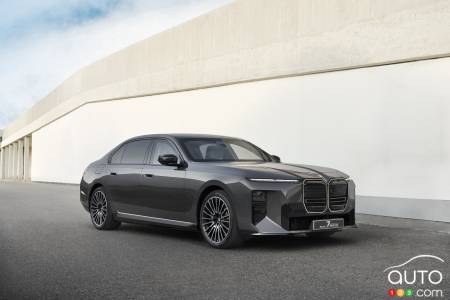 BMW Concept 7 Protection: Hybridity, 603 Horses and Invisible Armour