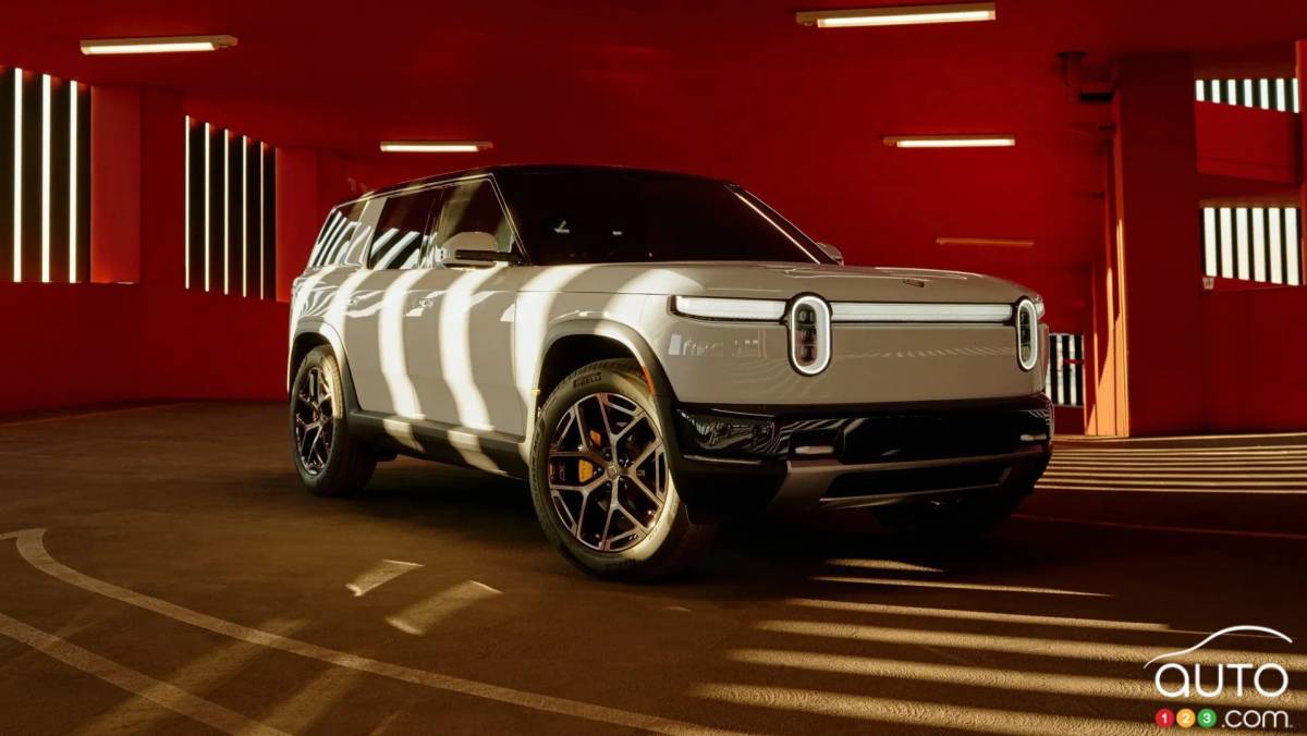 Rivian R2 2027 : une autonomie maximale officielle de 531 km au Canada