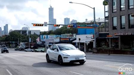 Les robotaxis de Tesla versus les conducteurs humains : un taux d'accidents 4 fois plus élevé