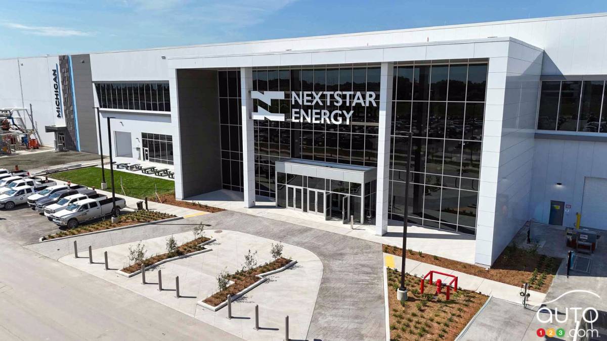 Stellantis vend sa part de l'usine de batteries de l'Ontario à LG