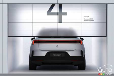 Polestar annonce une nouvelle variante du Polestar 4 … avec une lunette arrière