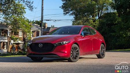 Mazda continue de croire à la transmission manuelle