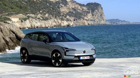Volvo élargit le rappel du EX30 en raison d'un risque d'incendie de la batterie