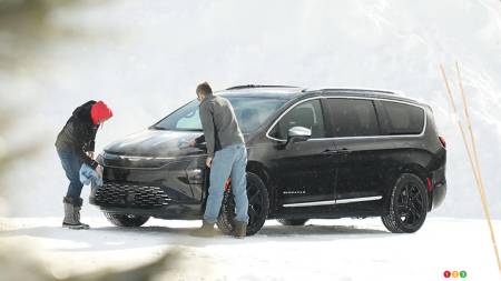 Chrysler dévoile un aperçu de la nouvelle Pacifica