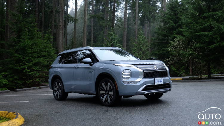 Mitsubishi Outlander PHEV 2026, premier essai : défendre sa position