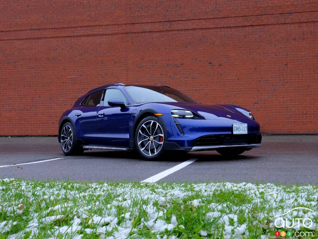 Porsche Taycan 4S Cross Turismo