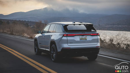 Jeep Wagoneer S Recalled for Loose Liftgate Hinge Covers