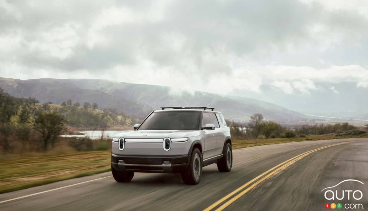 Le Rivian R2 2027 offrira jusqu'à 539 km d'autonomie, selon des documents de l'EPA