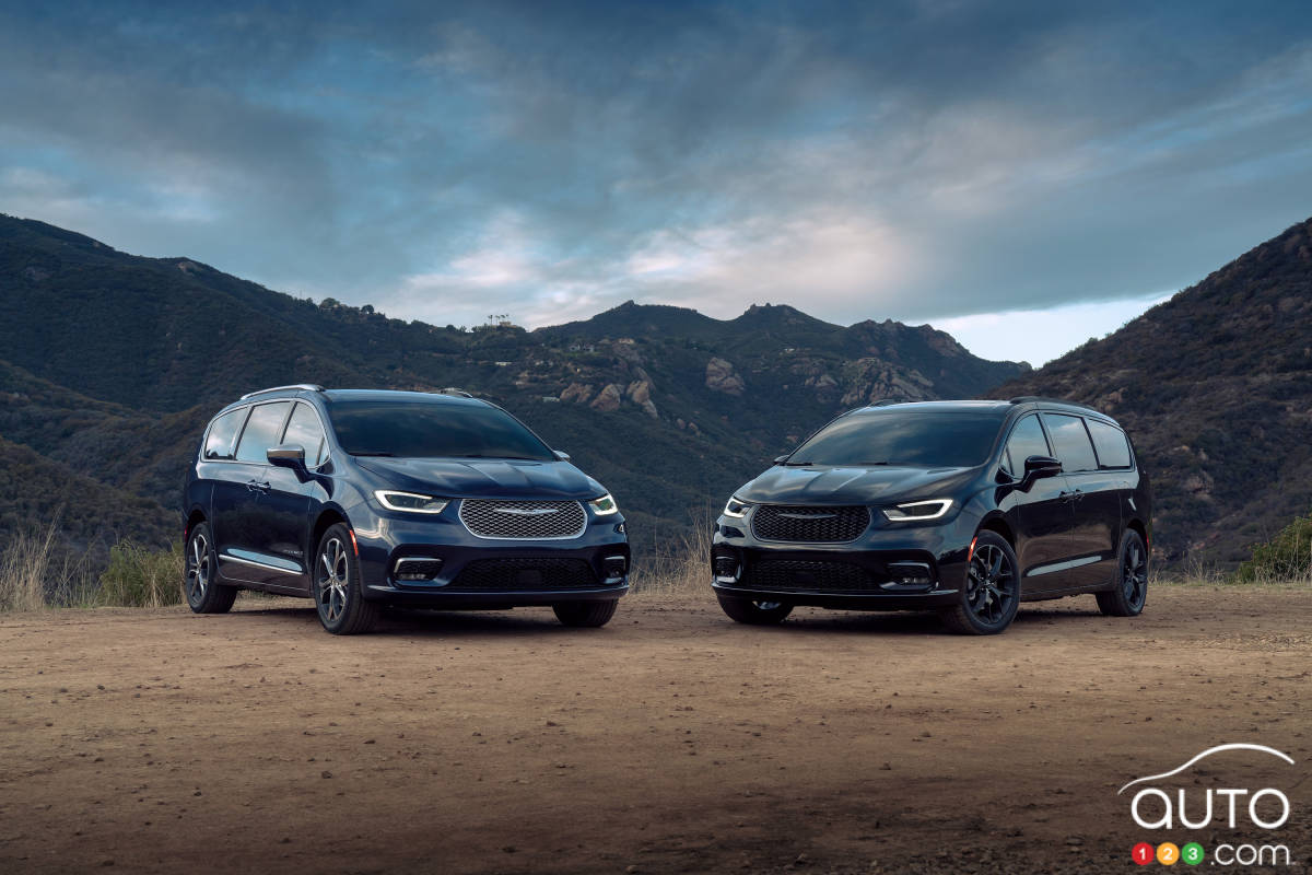 Chrysler Recalls 21,000 Minivans in Canada over Airbag Issue