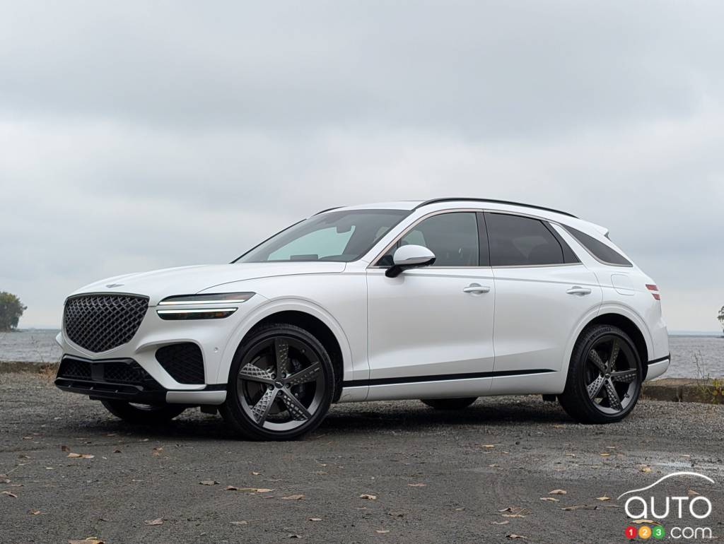 2025 Genesis GV70