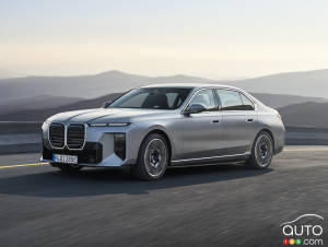 BMW Unveils 2027 i7 and 7 Series