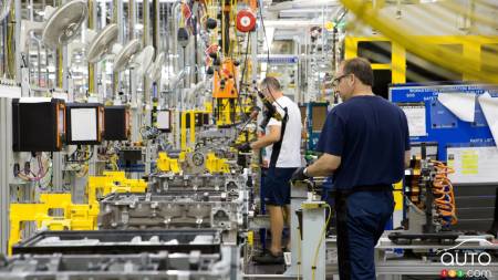 GM Will Build Next-Generation V8 Engines in Canada