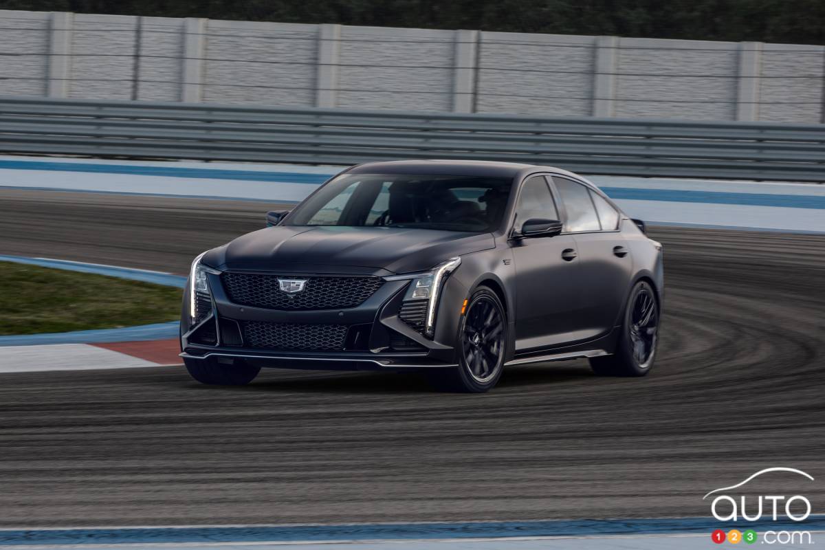 Cadillac Unveils CT5-V Blackwing F1 Collector Series