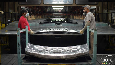 Nissan Shifts Gears, Cancels $500M U.S. EV Hub