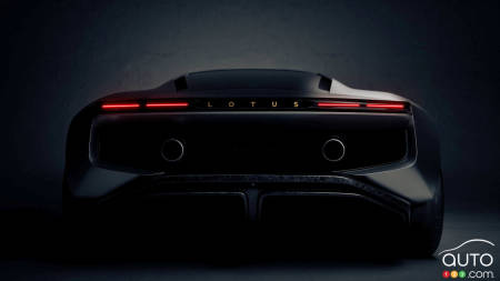 Le plan Focus 2030 de Lotus confirme le retour à la combustion et à l'hybride