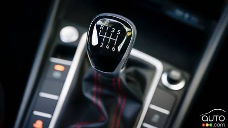 Volkswagen abandonne la boîte manuelle sur son dernier modèle nord-américain