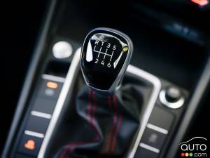 Volkswagen Axing Stick Shift from Final North American Model