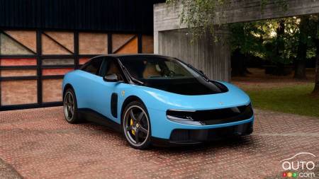 La Ferrari Luce fait une entrée spectaculaire