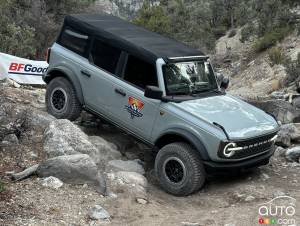 Ford Patents New Sliding Roof Designs for the Bronco