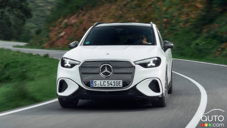 Mercedes-Benz baisse le prix d'entrée du GLC électrique avec de nouvelles versions