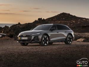 Fifth-Generation A6 Allroad Quattro Debuts with Plug-In Option