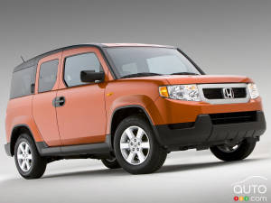 Honda Plans New, Still-Boxy Element with Hybrid Power: Report