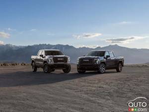 GMC Unveils 2027 Sierra 1500 with Next-Gen V8s, Media-Heavy Cabin