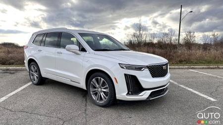 Cadillac confirme qu'un nouveau XT6 à moteur à essence est en chemin
