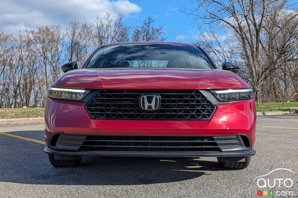 Honda Considers Lifted Accord Hybrid SUV